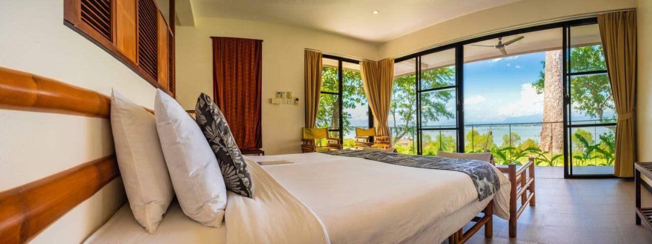 The River Resort Csampaszak Kültér fotó